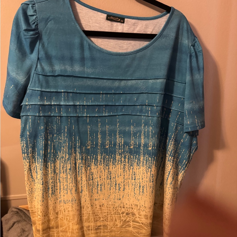 Reef Blue to Cream Ombre Pintuck Short Sleeve Top